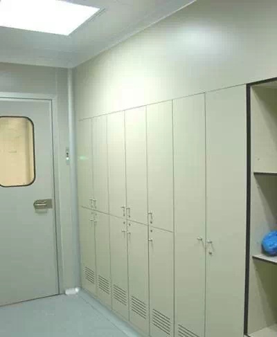 更衣柜